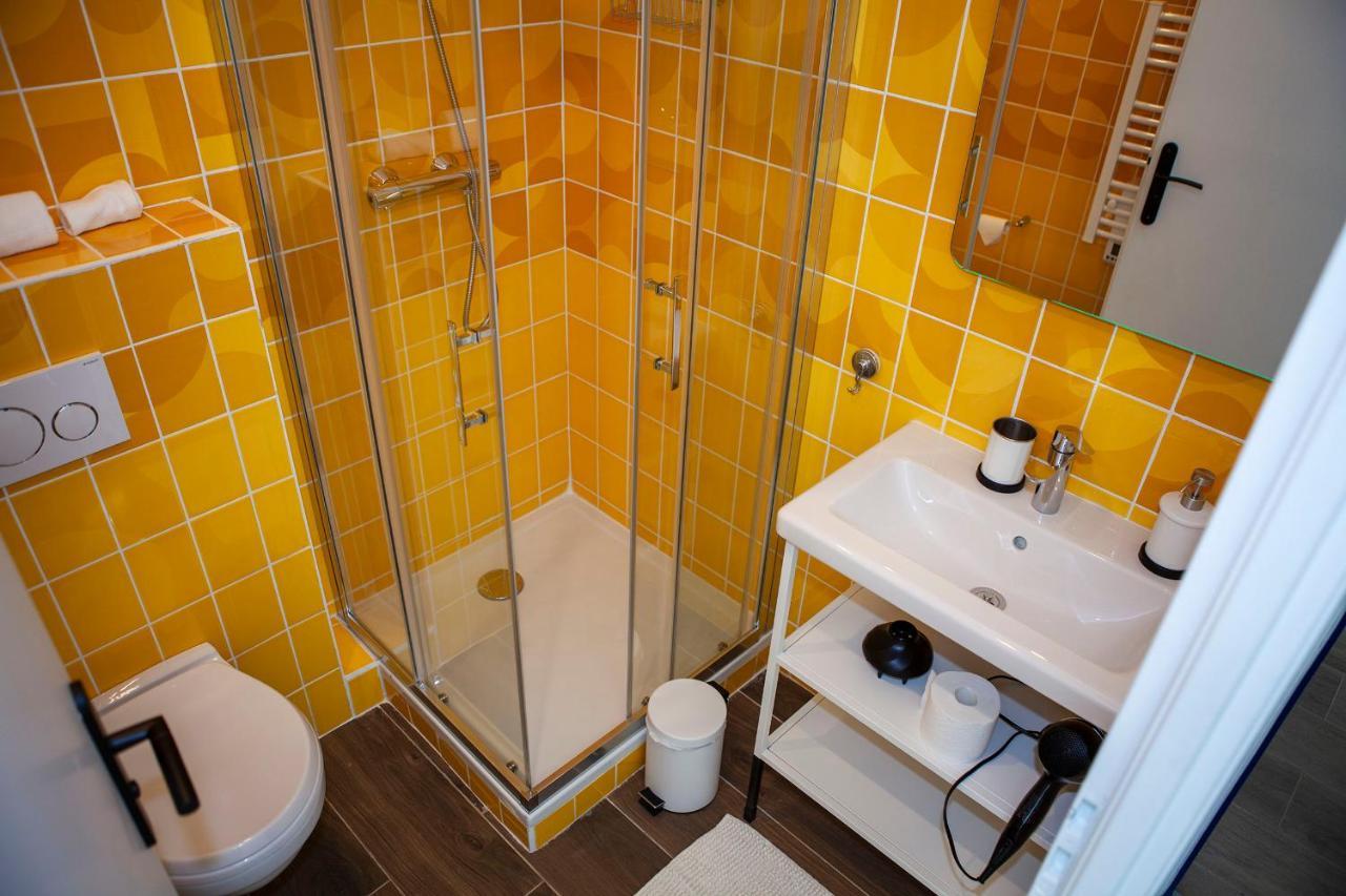 Five To Sete Hotell Eksteriør bilde